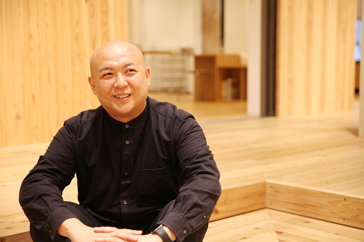 空間設計部・林部長。今回のAirbnbとの協業についてリーダーの立場で語っていただいた