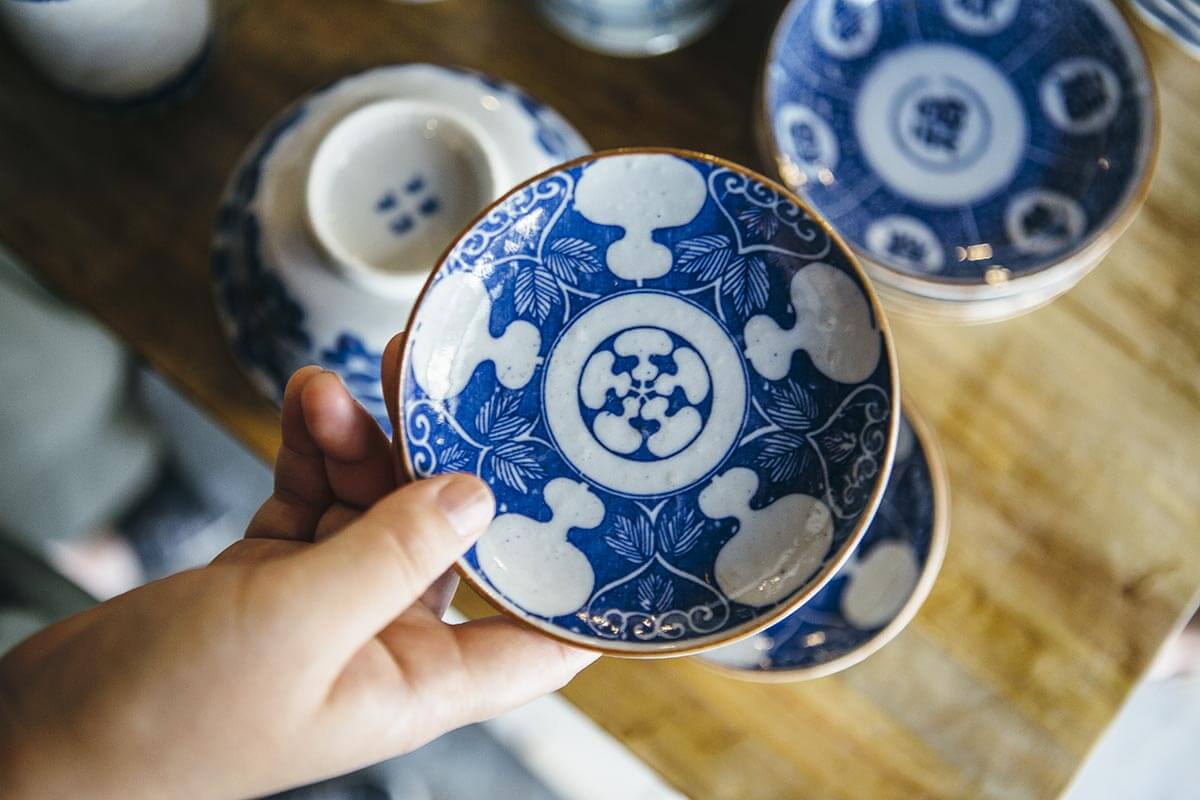 Saoriさんのリスティングでは多くの古道具が出迎えてくれる