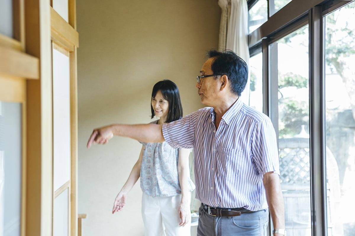 ゲストが訪れた際にはリスティングの中を説明しながら回るSakamotoさん