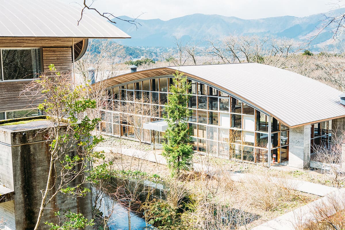 世界的アートディレクター・八木保氏によってリノベーションされた外観