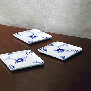 ロイヤル コペンハーゲン ブルーフルーテッド メガ スクエアプレート