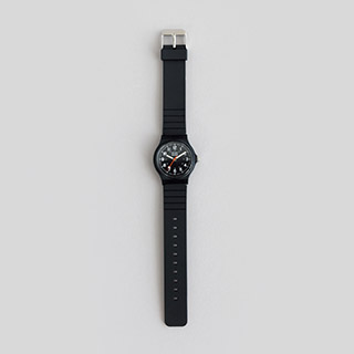 BEAMS アナログ時計 ブラック/ホワイト BEAMS DESIGN アナログウォッチ | V景品交換