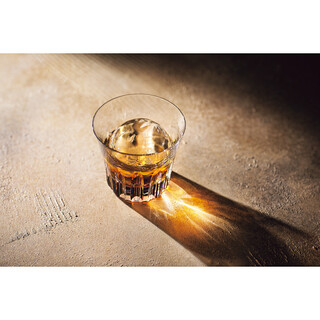 銀座プレミアムブレンデッドウイスキー 銀ラベル（700ml） | V景品交換