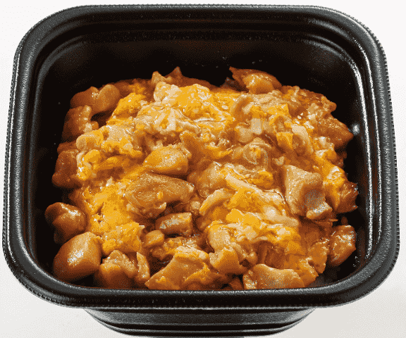 自社製出汁を使った親子丼